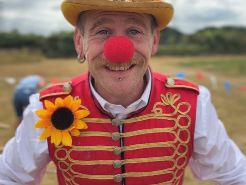 Lee the Flea's One Man Circus Show