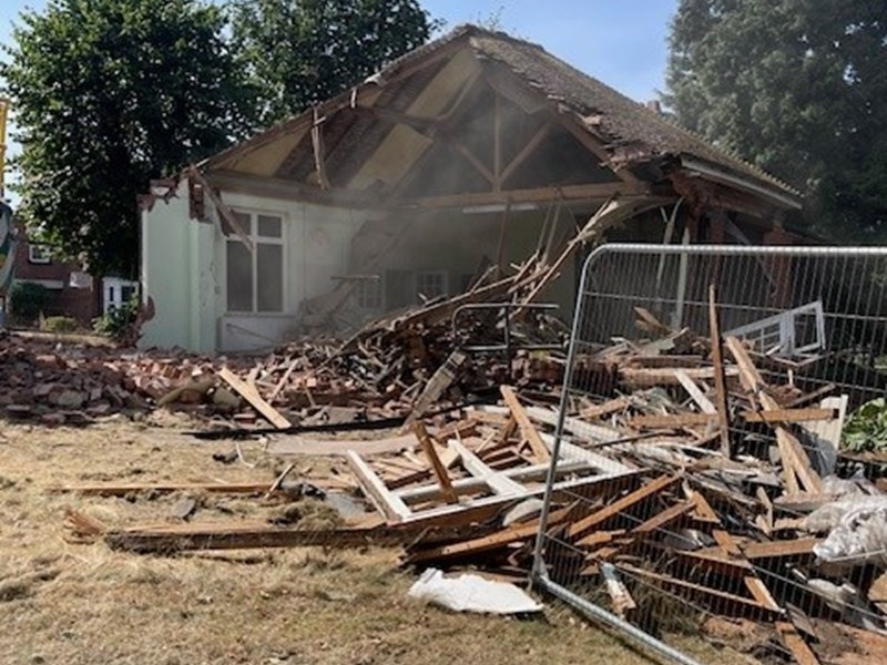 single story building to be demolished