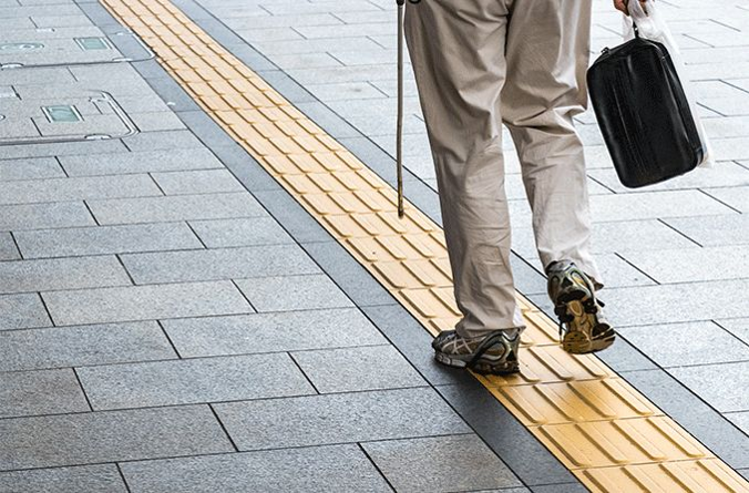 tactile paving example