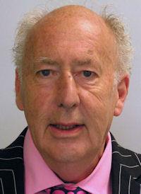 Headshot of male councillor