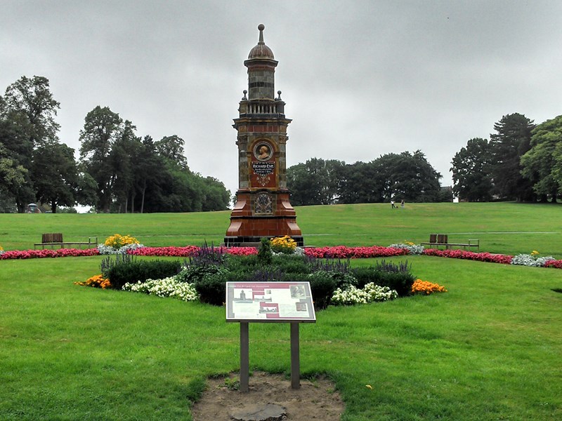 Richard Eve memorial in centre of public park